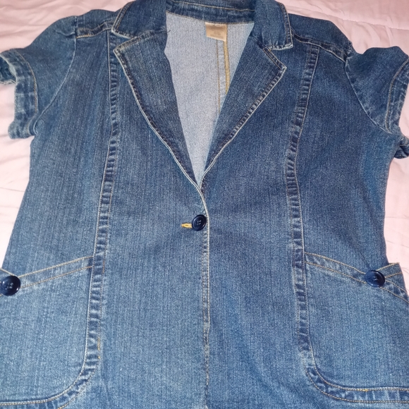 Women clothing - Picture 10 of 16